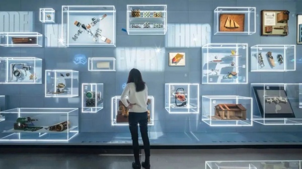 告別單調！5種展品+展墻組合，讓展廳層次感拉滿